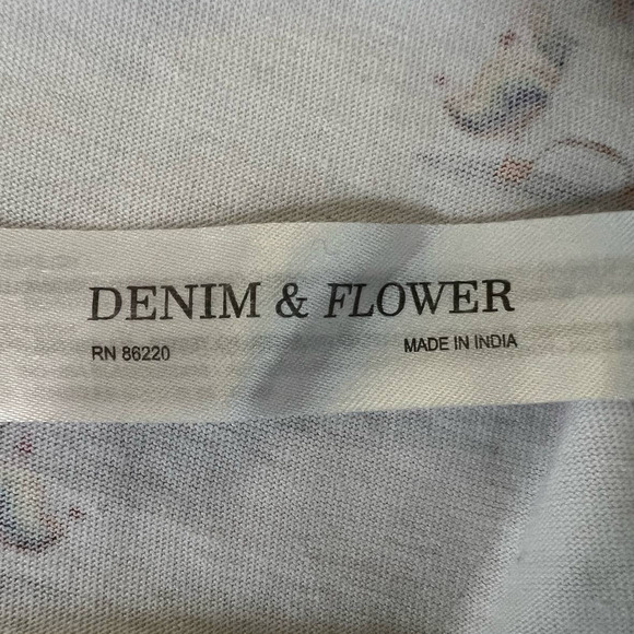 Denim & Flower Magical Designer Tee, Multicolor, Dabbing Unicorn, Large, PRIDE - Picture 7 of 10